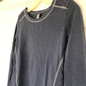 Detailed Dark grey/blue sweater